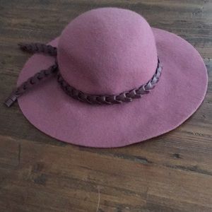 AMERICAN GIRL “TENNEY” WOOL HAT